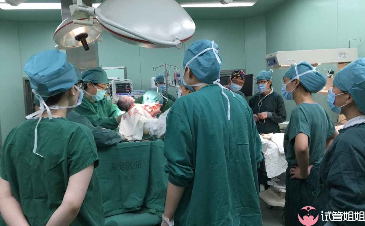 女性患有甲亢可以做广州三代试管婴儿顺利生子吗